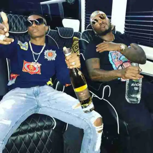 Wizkid Spotted With American Rapper, Young Jeezy (See Photo)